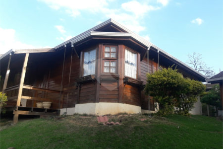 Chácara à venda com 4 quartos, sendo 2 suítes, em Loteamento Village de Atibaia, Atibaia, SP