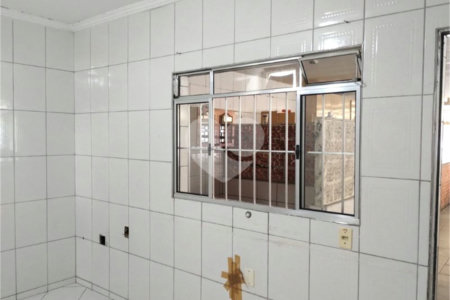 Sobrado à venda com 7 quartos, sendo 1 suíte, em Vila Maria Baixa, São Paulo, SP