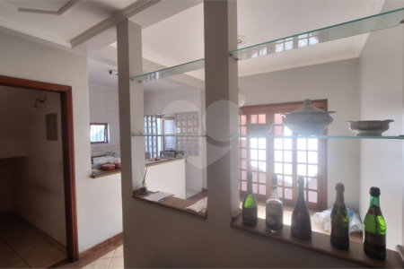 Casa à venda com 3 quartos, sendo 1 suíte, em Jardim Itanguá, Sorocaba, SP