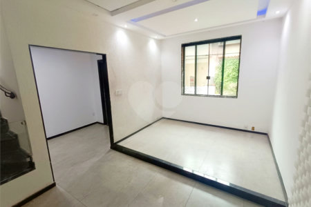 Casa de Vila à venda com 3 quartos, sendo 1 suíte, em Praça da Bandeira, Rio de Janeiro, RJ