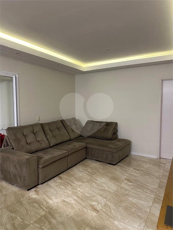 Apartamento à venda com 3 quartos, sendo 1 suíte,  em Vila Suissa, Mogi das Cruzes, SP