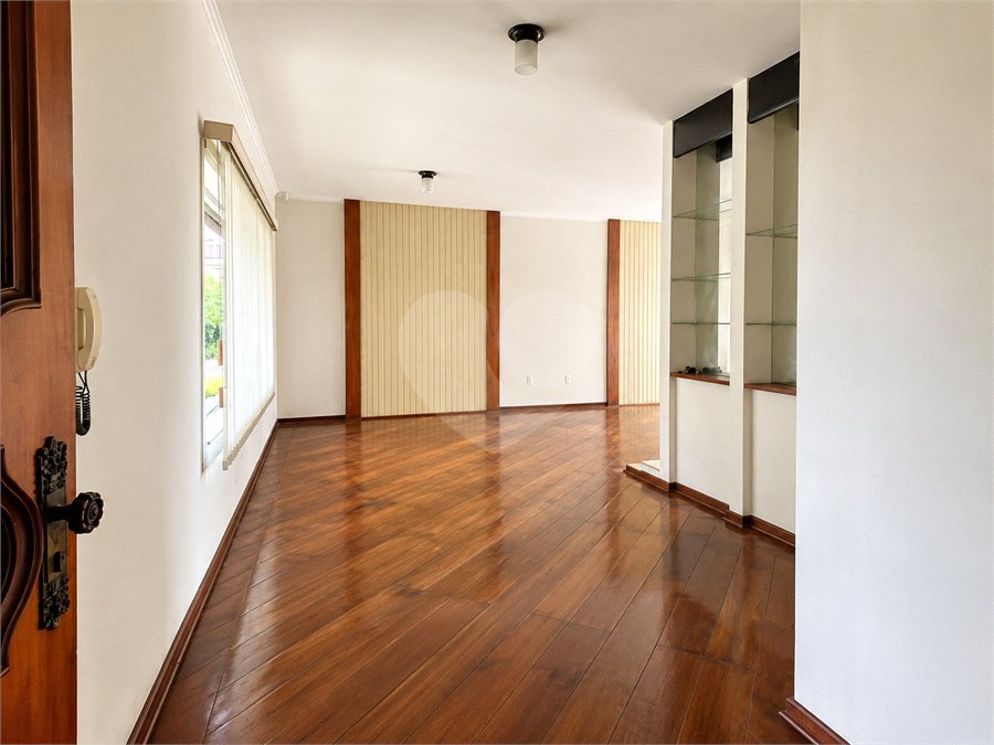 Casa Térrea para alugar com 4 quartos, sendo 1 suíte,  em Jardim América, Sorocaba, SP