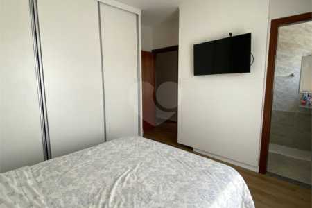 Casa à venda com 3 quartos, sendo 1 suíte, em Jardim das Palmeiras, Valinhos, SP