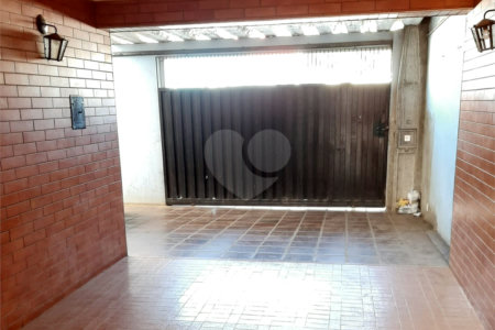Casa à venda com 4 quartos, sendo 1 suíte, em Jardim do Estádio, Itu, SP