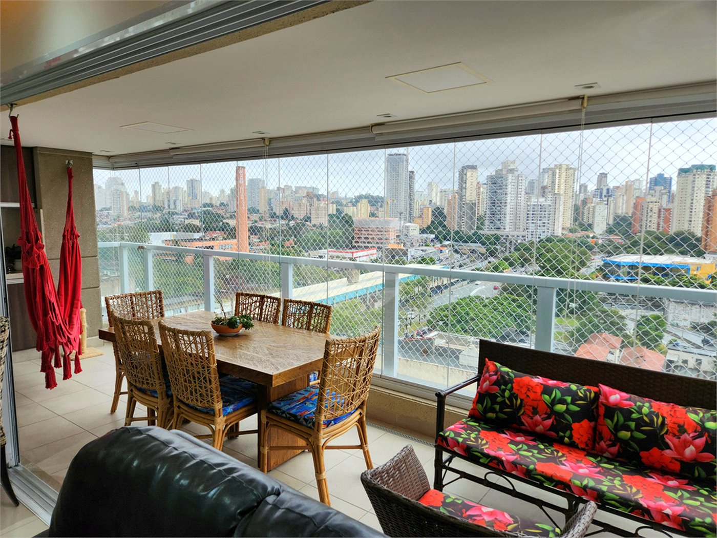 Apartamento à venda com 3 quartos, sendo 1 suíte, em Ipiranga, São Paulo, SP