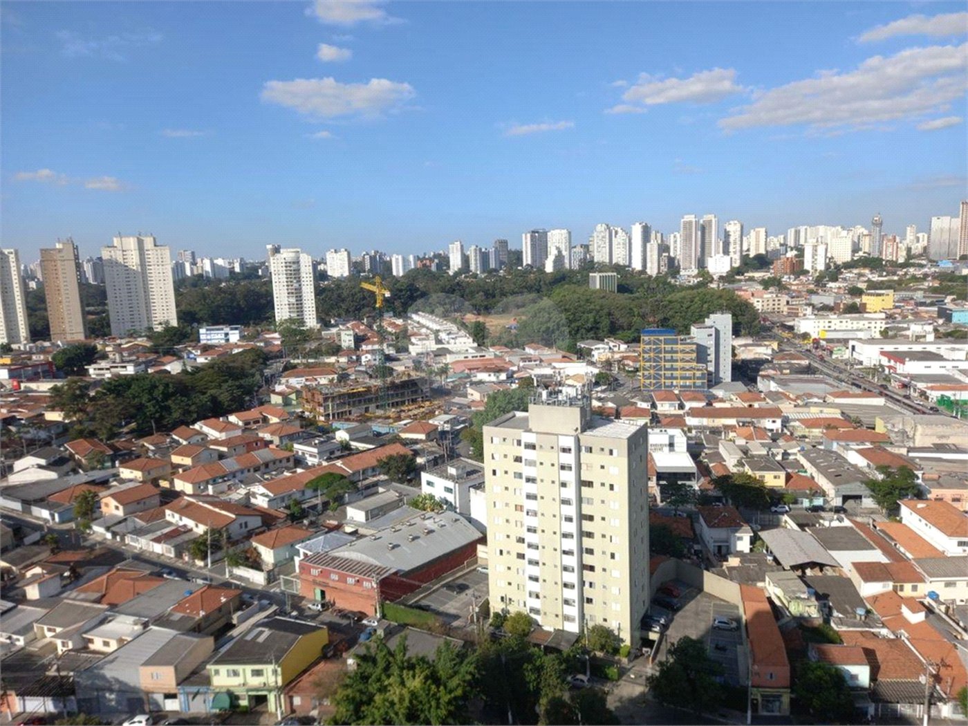 Apartamento à venda com 3 suítes em Jardim Caravelas, São Paulo, SP