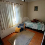 Sobrado à venda com 4 quartos, sendo 2 suítes, em Vila Constança, São Paulo, SP