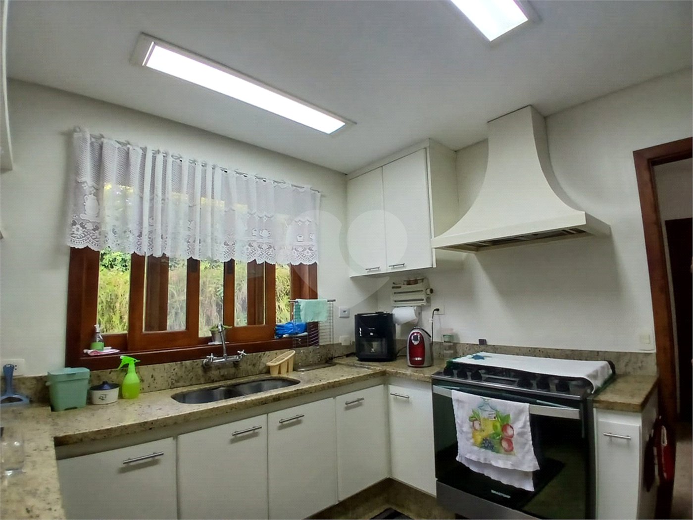 Casa Térrea à venda com 5 suítes em Bairro do Cambará, São Roque, SP