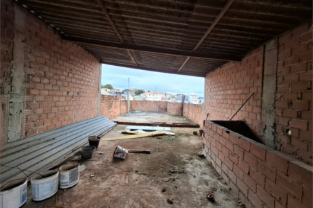 Casa à venda com 3 quartos em Parque Vitória, São Paulo, SP