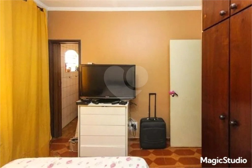Casa com 154m², 2 dormitórios, 1 vaga, à venda na Vila Ema.