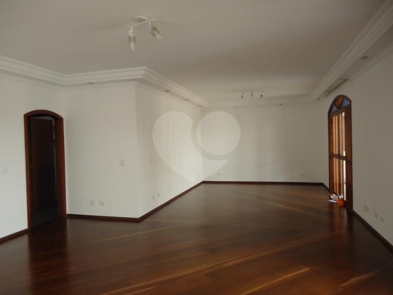 Casa Térrea à venda com 3 quartos, sendo 1 suíte,  em Vila Mariana, São Paulo, SP