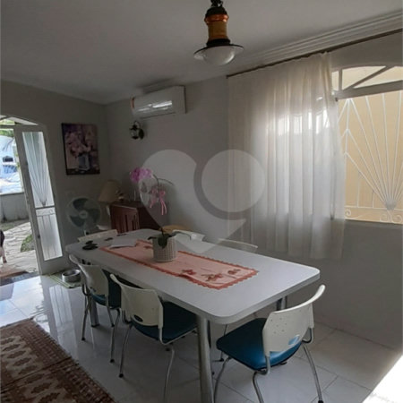Casa à venda com 3 quartos, sendo 1 suíte, em Vila Helena, Atibaia, SP