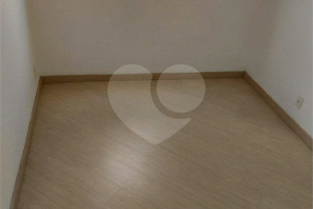 Apartamento à venda ou para alugar com 3 quartos em Vila Eldízia, Santo André, SP