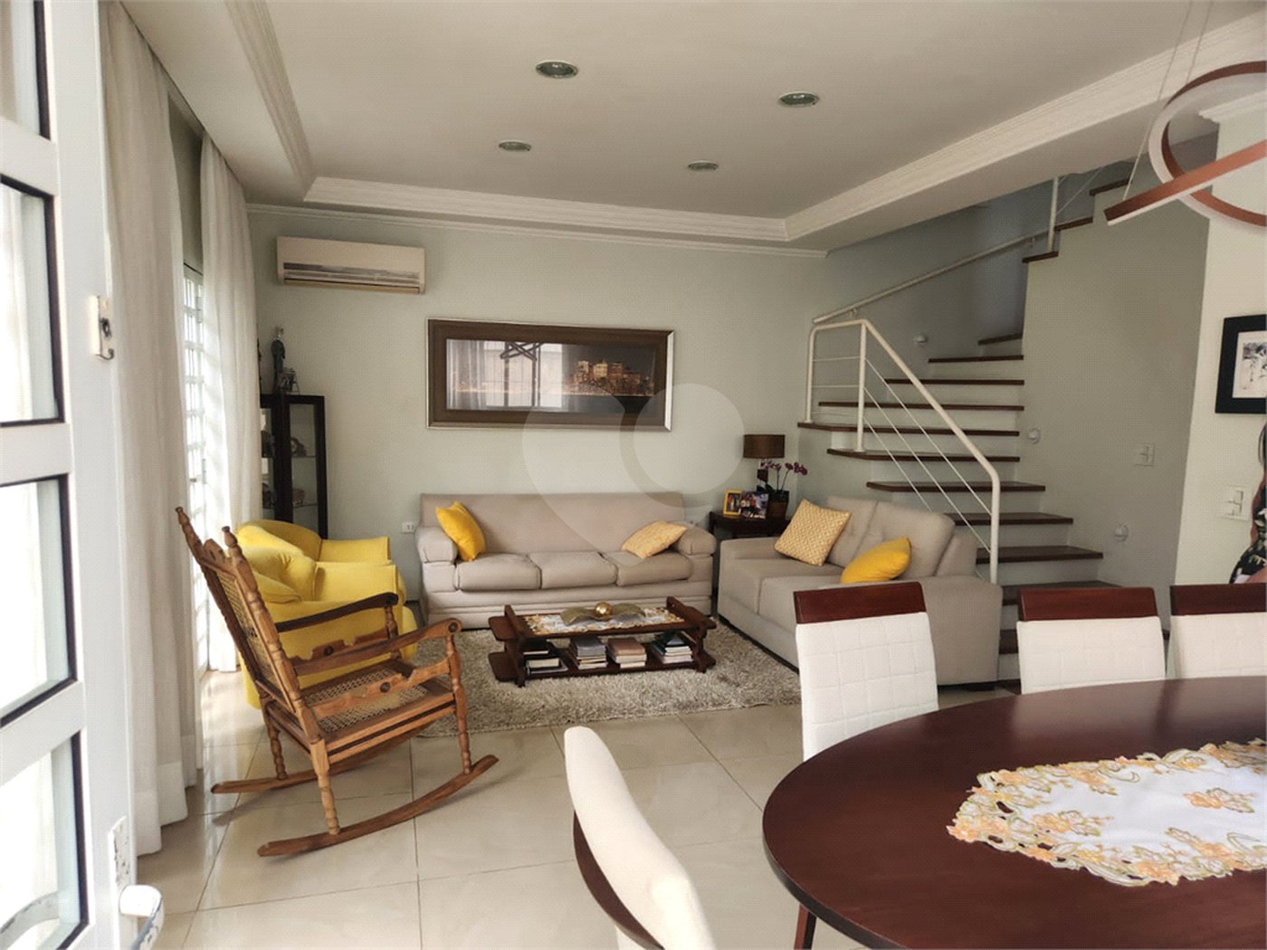 Casa à venda com 4 quartos, sendo 2 suítes,  em Vila Romana, São Paulo, SP