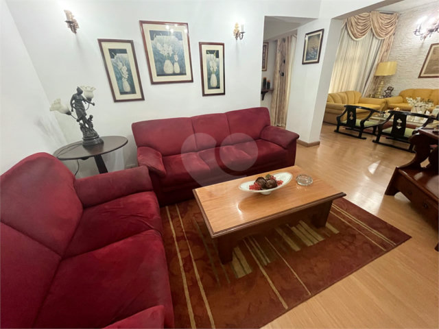 Casa à venda com 4 quartos, sendo 3 suítes,  em Jardim França, São Paulo, SP