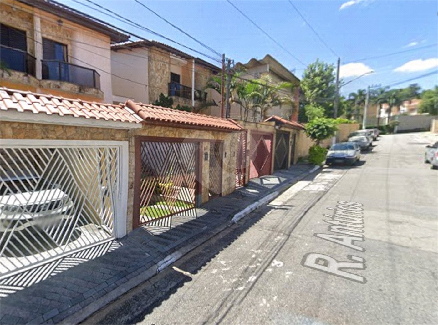 Sobrado à venda com 3 suítes em Vila Carrão, São Paulo, SP