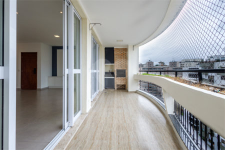 Apartamento à venda com 4 quartos, sendo 2 suítes,  em Indianópolis, São Paulo, SP