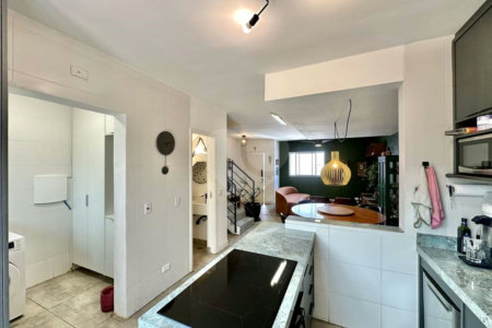 Casa à venda com 3 quartos, sendo 1 suíte, no condomínio Villaggio Viana, Cotia - SP