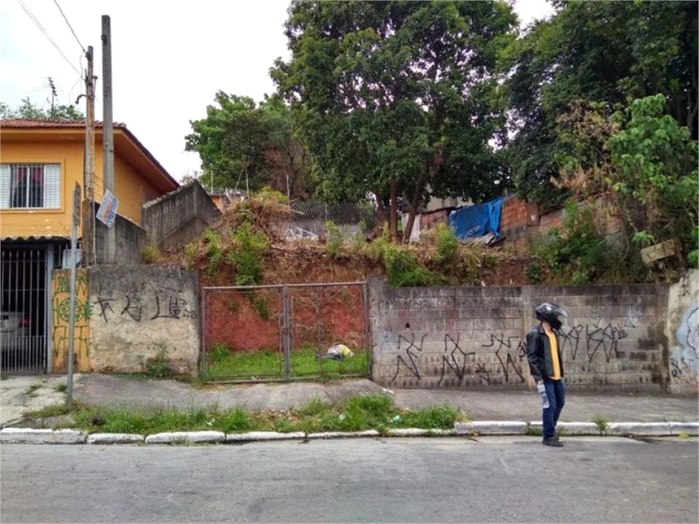 Terreno à venda em Jardim Cambara, São Paulo, SP