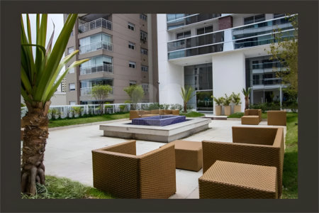 Apartamento à venda com 2 quartos, sendo 1 suíte,  em Vila Olímpia, São Paulo, SP