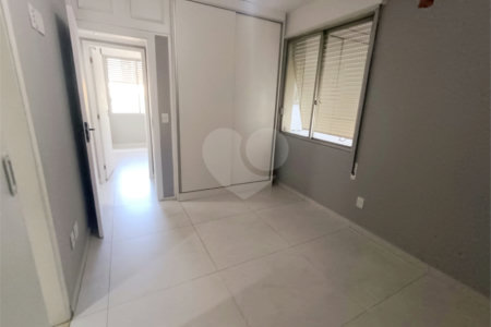 Apartamento à venda com 3 quartos, sendo 1 suíte, em Rio Comprido, Rio de Janeiro, RJ