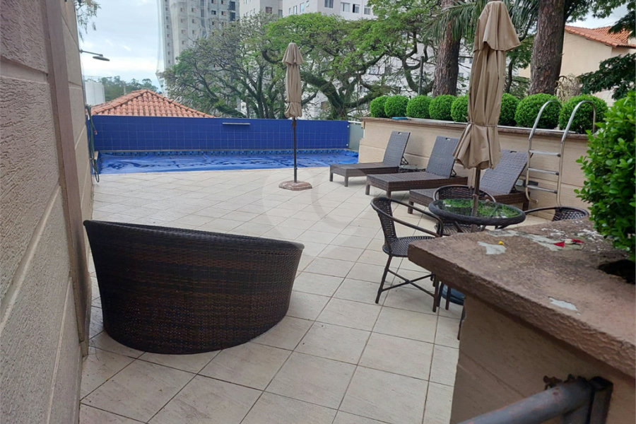 Casa à venda com 3 quartos, sendo 1 suíte, no condomínio Algarve Residencial, São Paulo - SP