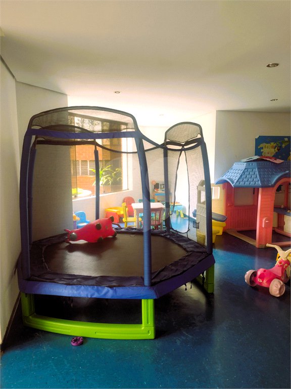 Apartamento à venda com 3 quartos, sendo 1 suíte, em Real Parque, São Paulo, SP