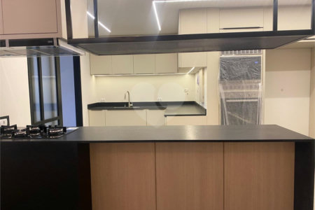 Apartamento à venda com 3 quartos, sendo 1 suíte,  em Itaim Bibi, São Paulo, SP
