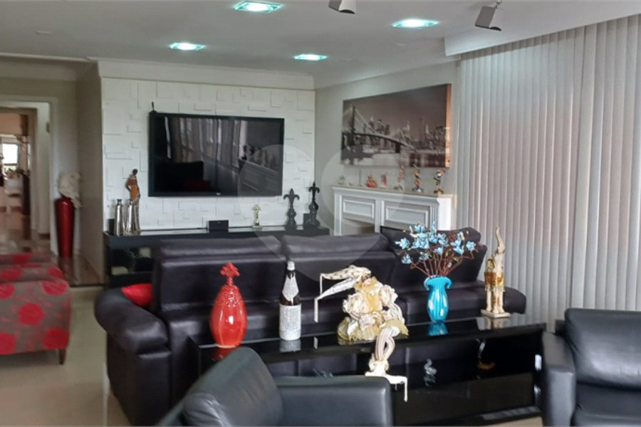 Apartamento à venda com 4 quartos, sendo 2 suítes, em Santana, São Paulo, SP