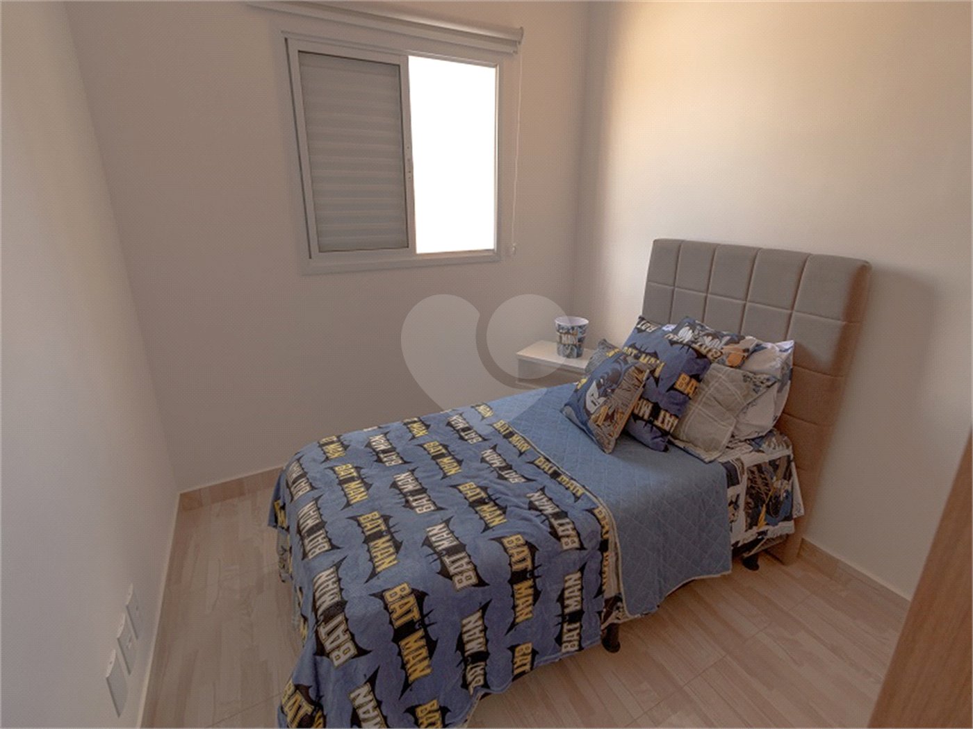 Casa à venda com 3 quartos, sendo 1 suíte, no condomínio Residencial Américo de Figueiredo, Sorocaba - SP