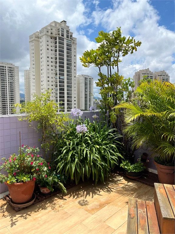 Cobertura à venda com 3 quartos, sendo 2 suítes,  em Bela Aliança, São Paulo, SP