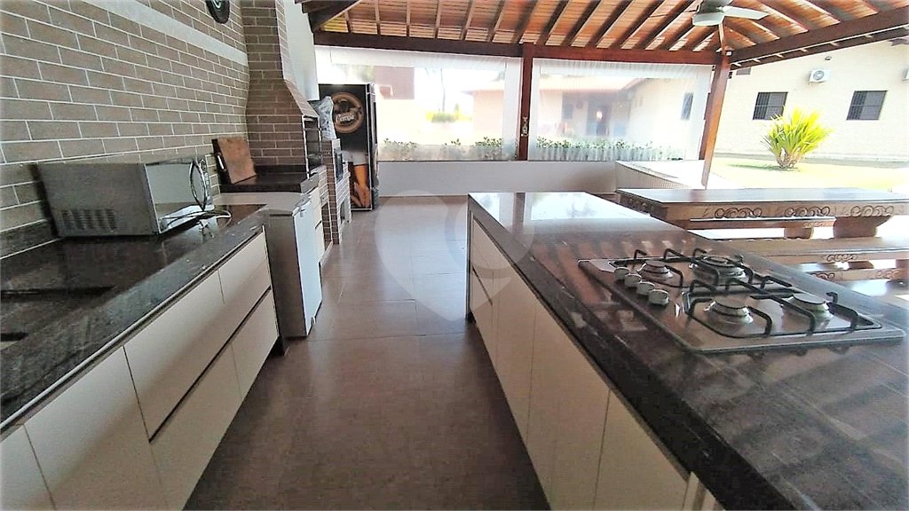 Chácara à venda com 6 quartos, sendo 4 suítes,  em Pinheirinho, Vinhedo, SP