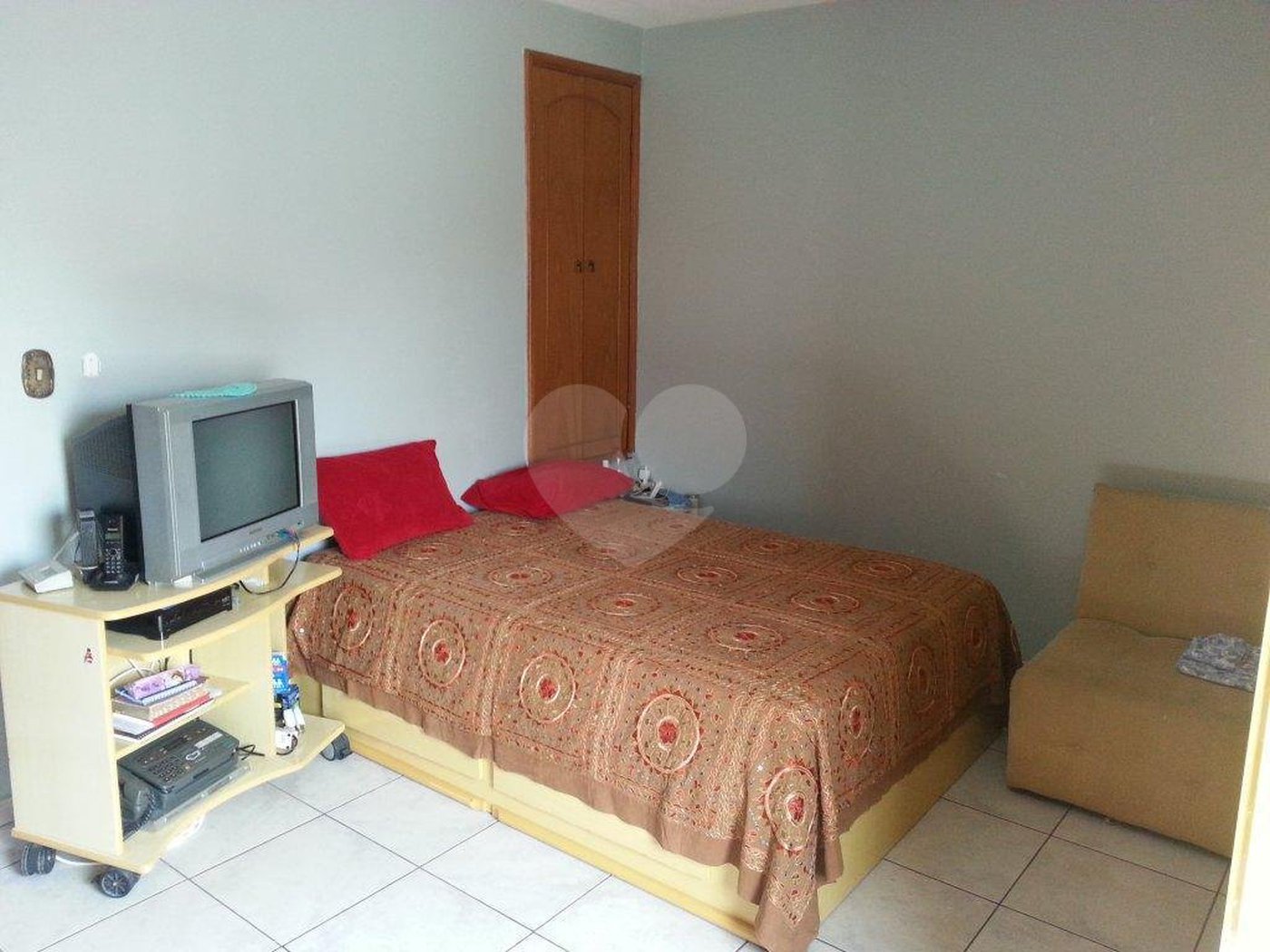 Sobrado à venda com 3 quartos, sendo 1 suíte, em Vila Galvão, Guarulhos, SP