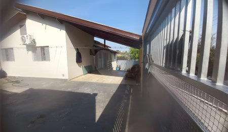 Casa à venda com 3 quartos, sendo 1 suíte,  em Capela, Vinhedo, SP