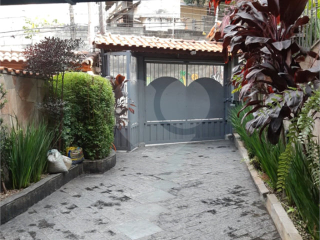 Sobrado à venda com 3 quartos, sendo 1 suíte,  em Vila Mazzei, São Paulo, SP