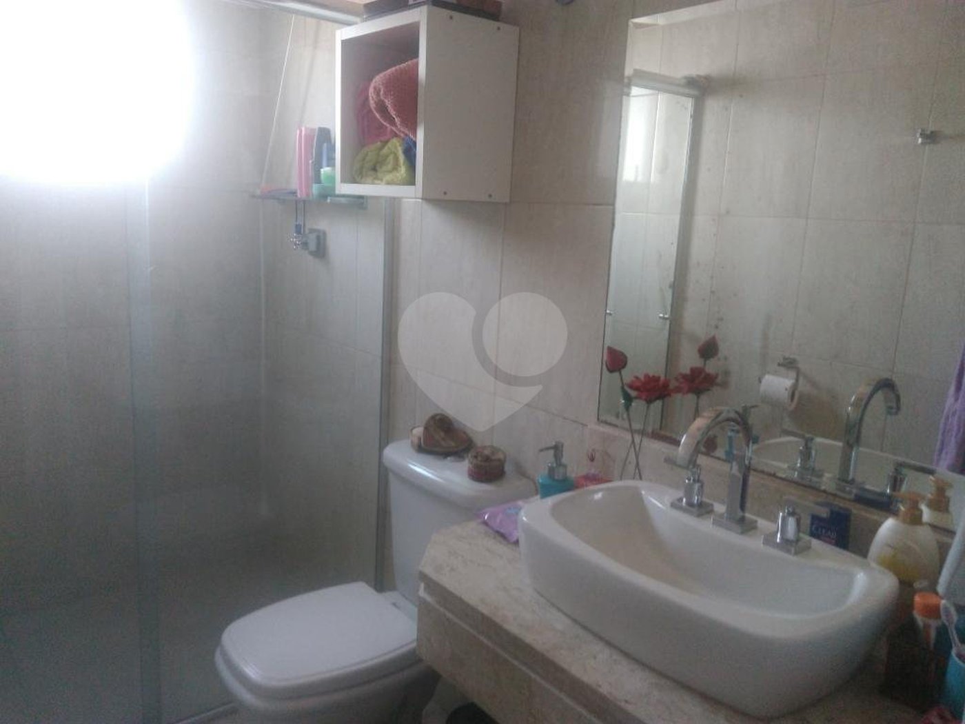 Casa à venda com 3 quartos, sendo 1 suíte,  no condomínio Algarve Residencial, São Paulo - SP