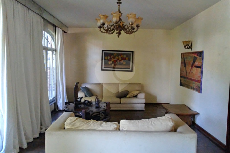 Casa à venda com 5 quartos, sendo 2 suítes, em Tremembé, São Paulo, SP