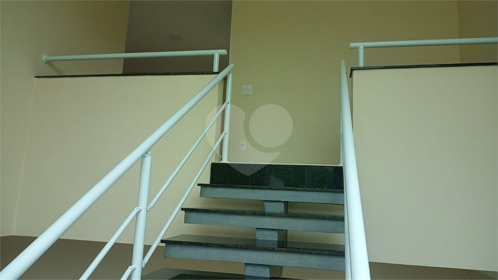 Casa à venda com 5 suítes no condomínio Village da Serra, Araçoiaba da Serra - SP