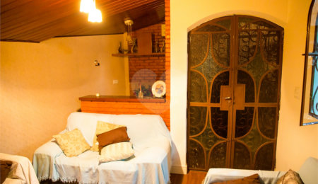 Casa Térrea à venda com 4 quartos, sendo 1 suíte,  em Super Quadra Morumbi, São Paulo, SP