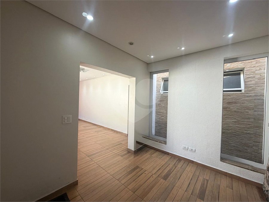 Casa Térrea à venda com 3 quartos, sendo 1 suíte, em Alto da Boa Vista, São Paulo, SP