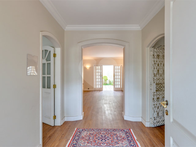 Casa à venda com 4 quartos, sendo 2 suítes,  em Jardim Luzitânia, São Paulo, SP