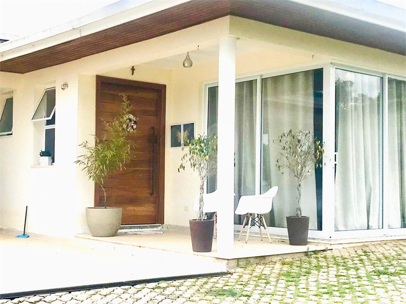 Casa à venda com 3 quartos, sendo 1 suíte, no condomínio Residencial Patrimônio do Carmo, São Roque - SP