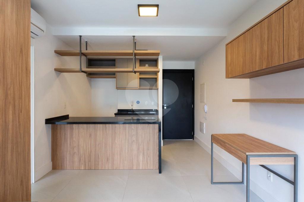 Apartamento à venda com 1 suíte em Jardim das Bandeiras, São Paulo, SP