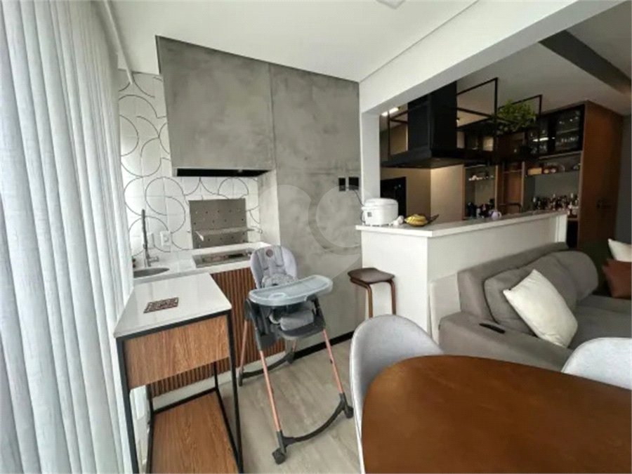 Apartamento à venda com 3 suítes em Campo Belo, São Paulo, SP