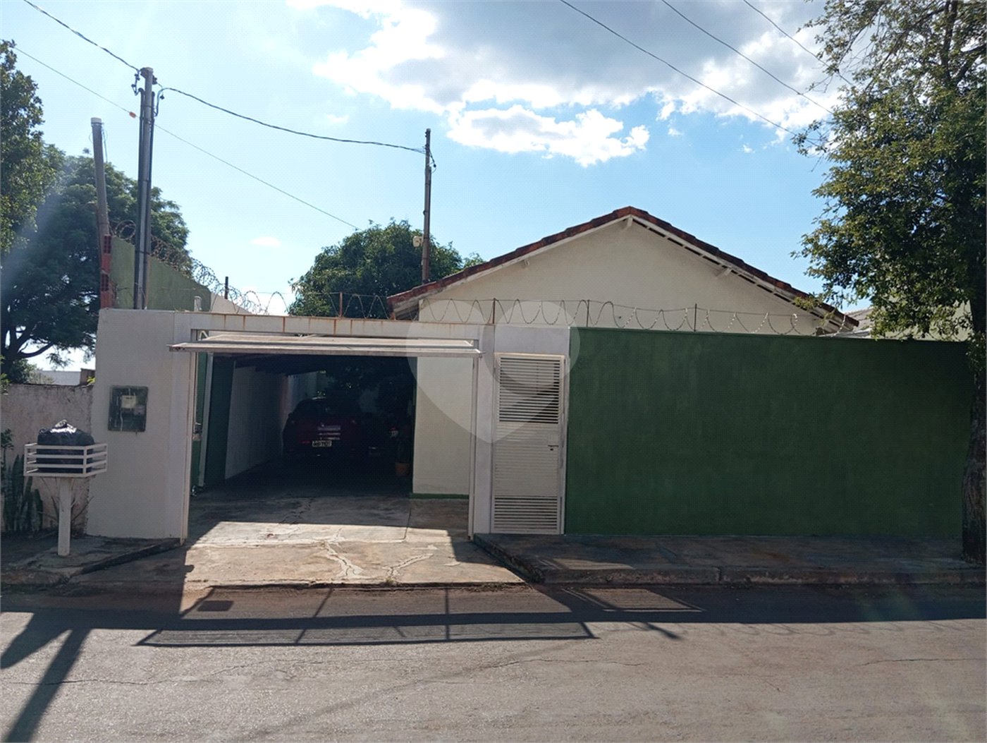 Casa à venda com 2 quartos, sendo 1 suíte, em Parque dos Ipês II, Ponta Porã, MS