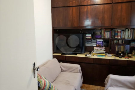 Casa à venda com 3 quartos em Vila Tiradentes, São Paulo, SP
