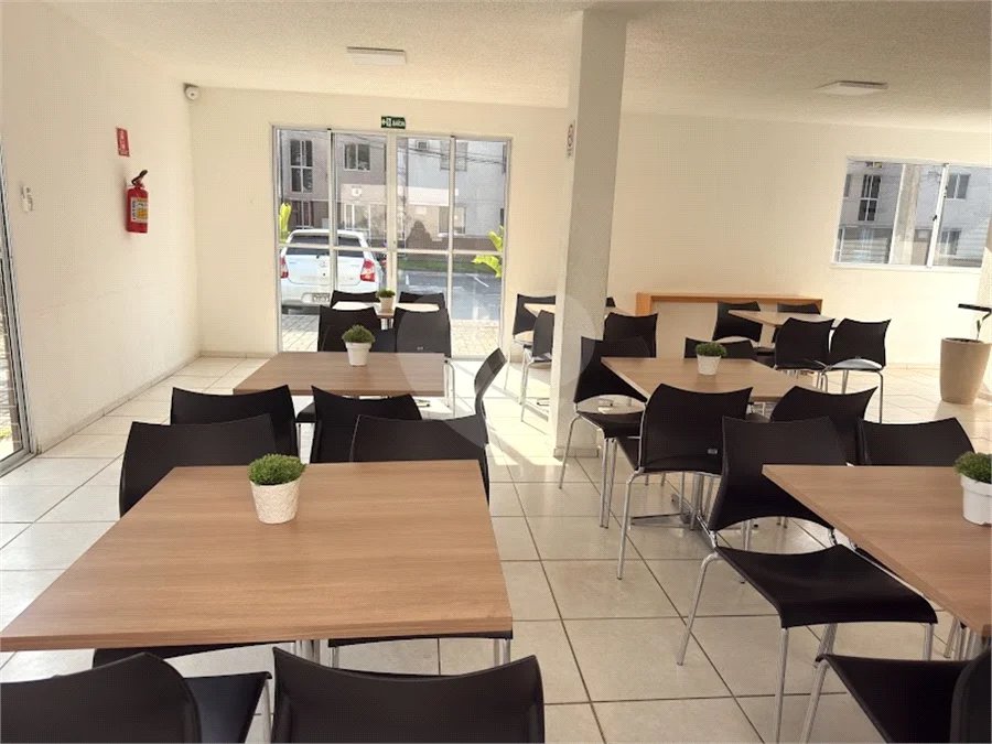 Apartamento 2 Quartos no Condomínio Parque Ville | Estrada da Cachamorra