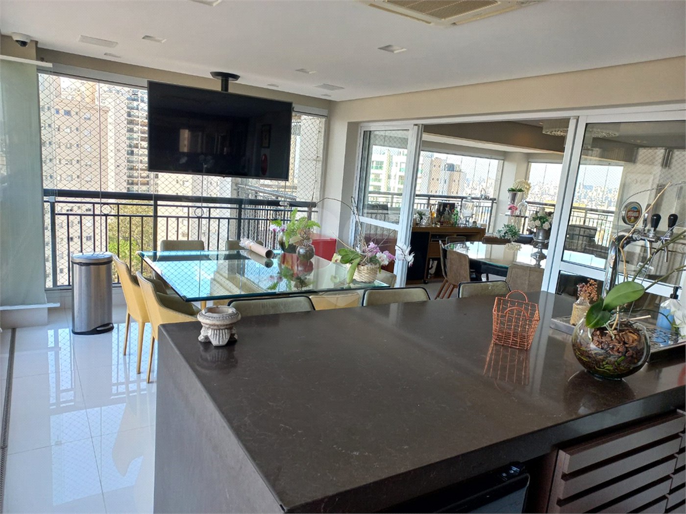 Apartamento à venda com 4 suítes em Santa Teresinha, São Paulo, SP
