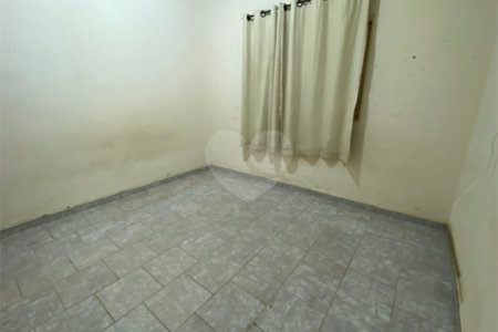 Casa à venda com 3 quartos, sendo 2 suítes, no Centro, Três Lagoas, MS