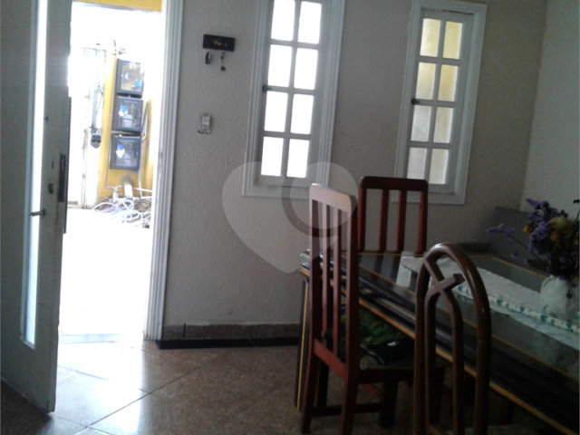 Casa à venda com 7 quartos, sendo 2 suítes,  em Santana, São Paulo, SP